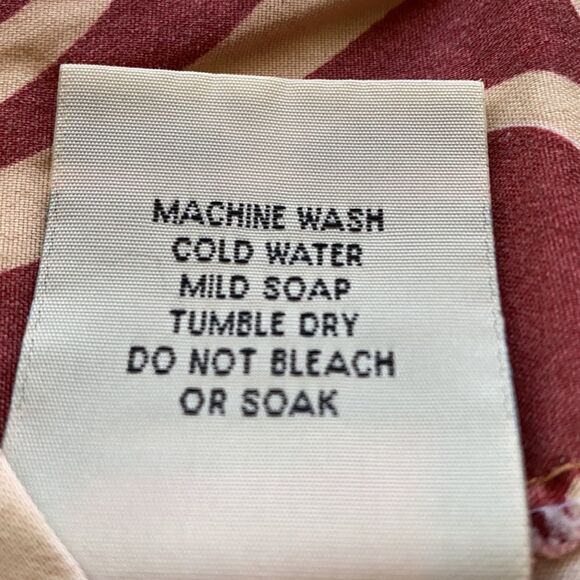 Hawaiian Togs  Scrub Top Honu Print 2XL - Picture 5 of 6